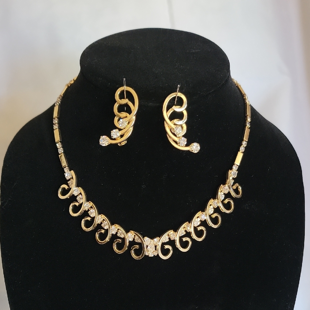 Vintage Sarah Coventry Celestial Clear Rhinestone